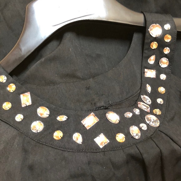 Blush black dress with faux hem neckline - Picture 4 of 7